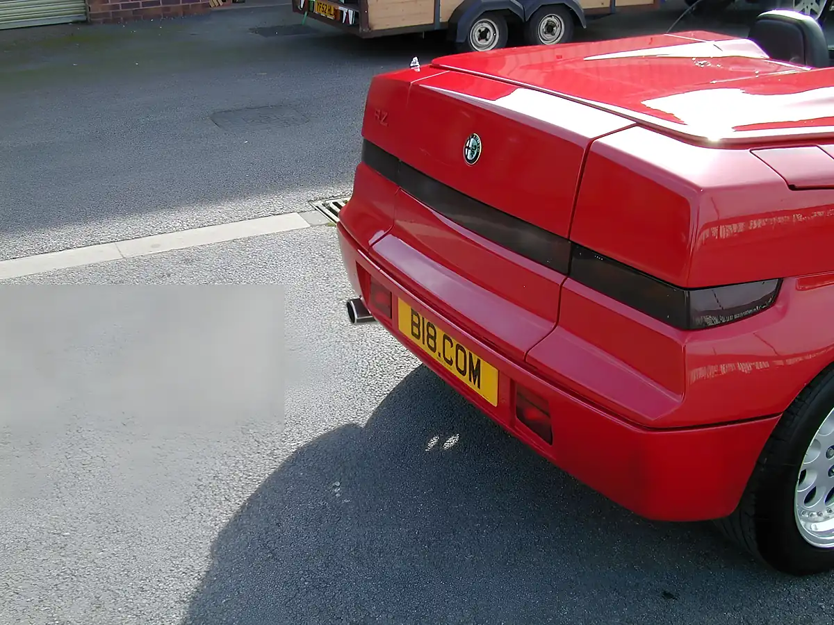 Used 1990 Alfa Romeo Sz Red - Interior and Exterior details 6