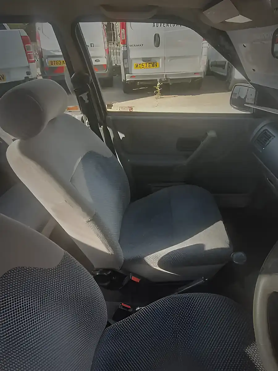 Used 1990 Ford Orion Ghia Grey - Interior and Exterior details 15
