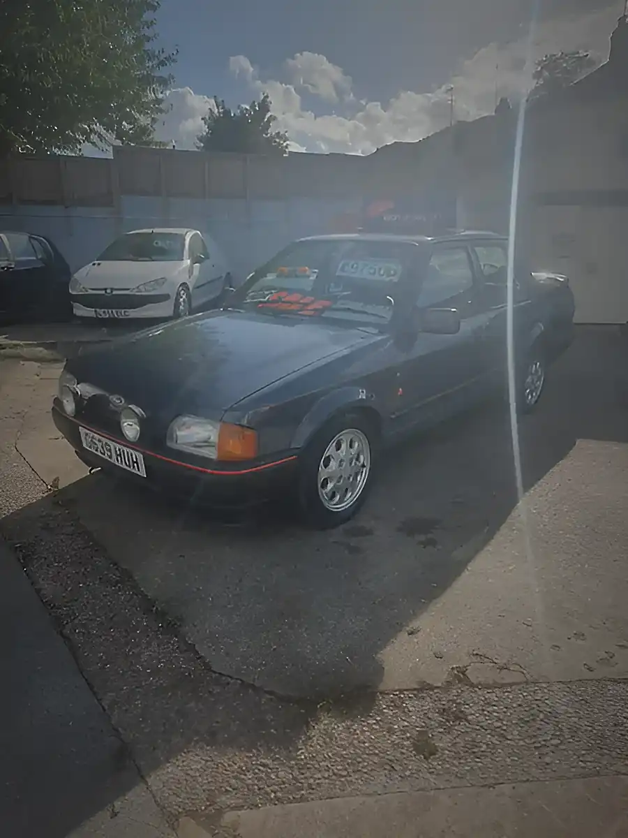Used 1990 Ford Orion Ghia Grey - Interior and Exterior details 16