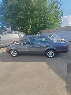 Used 1990 Ford Orion Ghia Grey - Interior and Exterior details 18