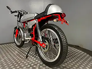 Used 1990 Honda Dream 50 Cafe Racer Silver - Interior and Exterior details 9