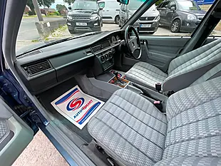 Used 1990 Mercedes-Benz 190 Blue - Interior and Exterior details 14