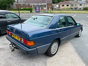 Used 1990 Mercedes-Benz 190 Blue - Interior and Exterior details 5