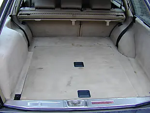Used 1990 Mercedes-Benz 300 Estate Silver - Interior and Exterior details 18