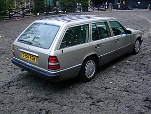 Used 1990 Mercedes-Benz 300 Estate Silver - Interior and Exterior details 3