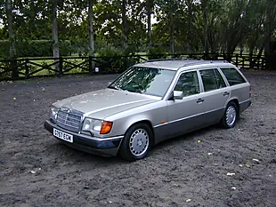 Used 1990 Mercedes-Benz 300 Estate Silver - Interior and Exterior details 8