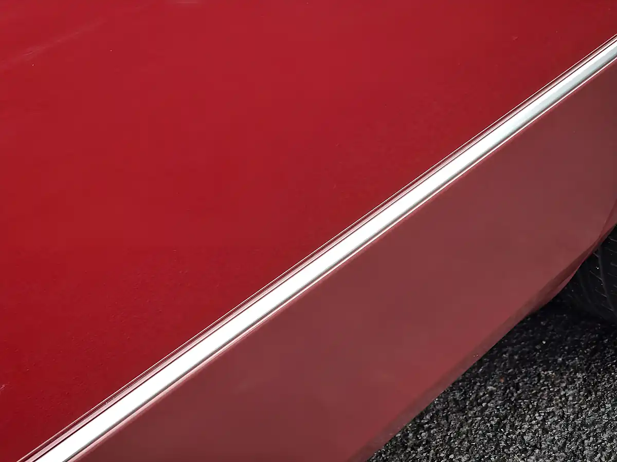 Used 1990 Mercedes-Benz E-Class Saloon Barolo Red - Interior and Exterior details 14