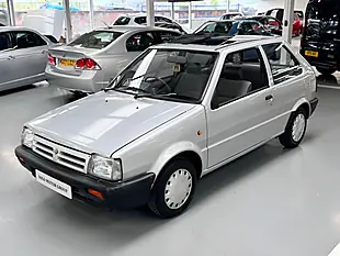 Used 1990 Nissan Micra Ls Silver - Interior and Exterior details 5