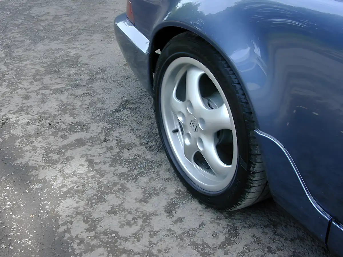 Used 1990 Porsche 911 Carrera 2 Baltic Blue Metallic - Interior and Exterior details 11