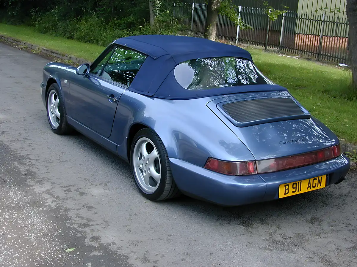 Used 1990 Porsche 911 Carrera 2 Baltic Blue Metallic - Interior and Exterior details 6