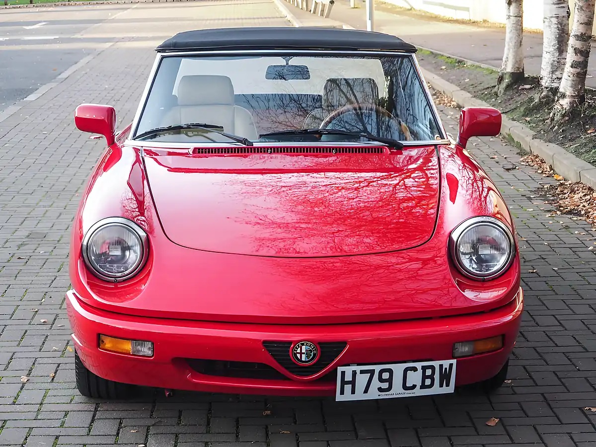 Used 1991 Alfa Romeo Spider S4 Alfa Red - Interior and Exterior details 8