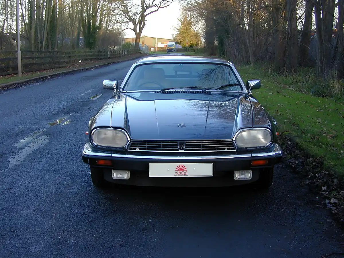 Used 1991 Jaguar Xjs Coupe Westminster Grey Metallic - Interior and Exterior details 4