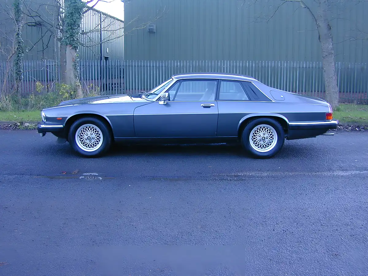 Used 1991 Jaguar Xjs Coupe Westminster Grey Metallic - Interior and Exterior details 7