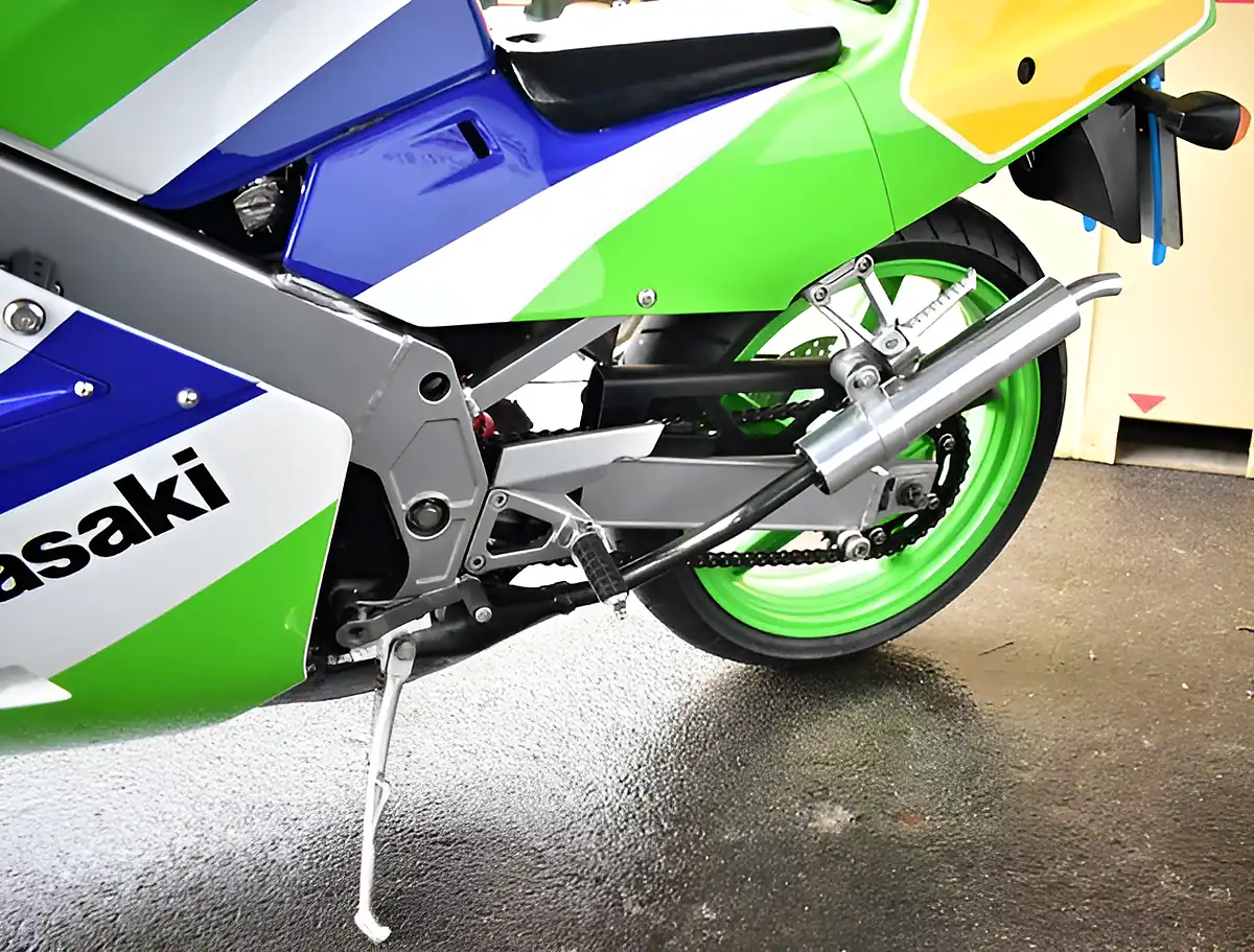 Used 1991 Kawasaki Kr1s Green - Interior and Exterior details 12