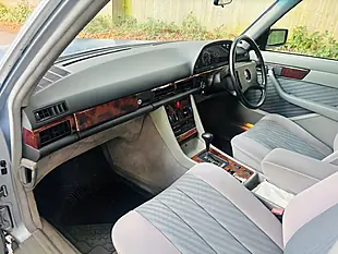 Used 1991 Mercedes-Benz 300 Se Silver Blue Metallic - Interior and Exterior details 7