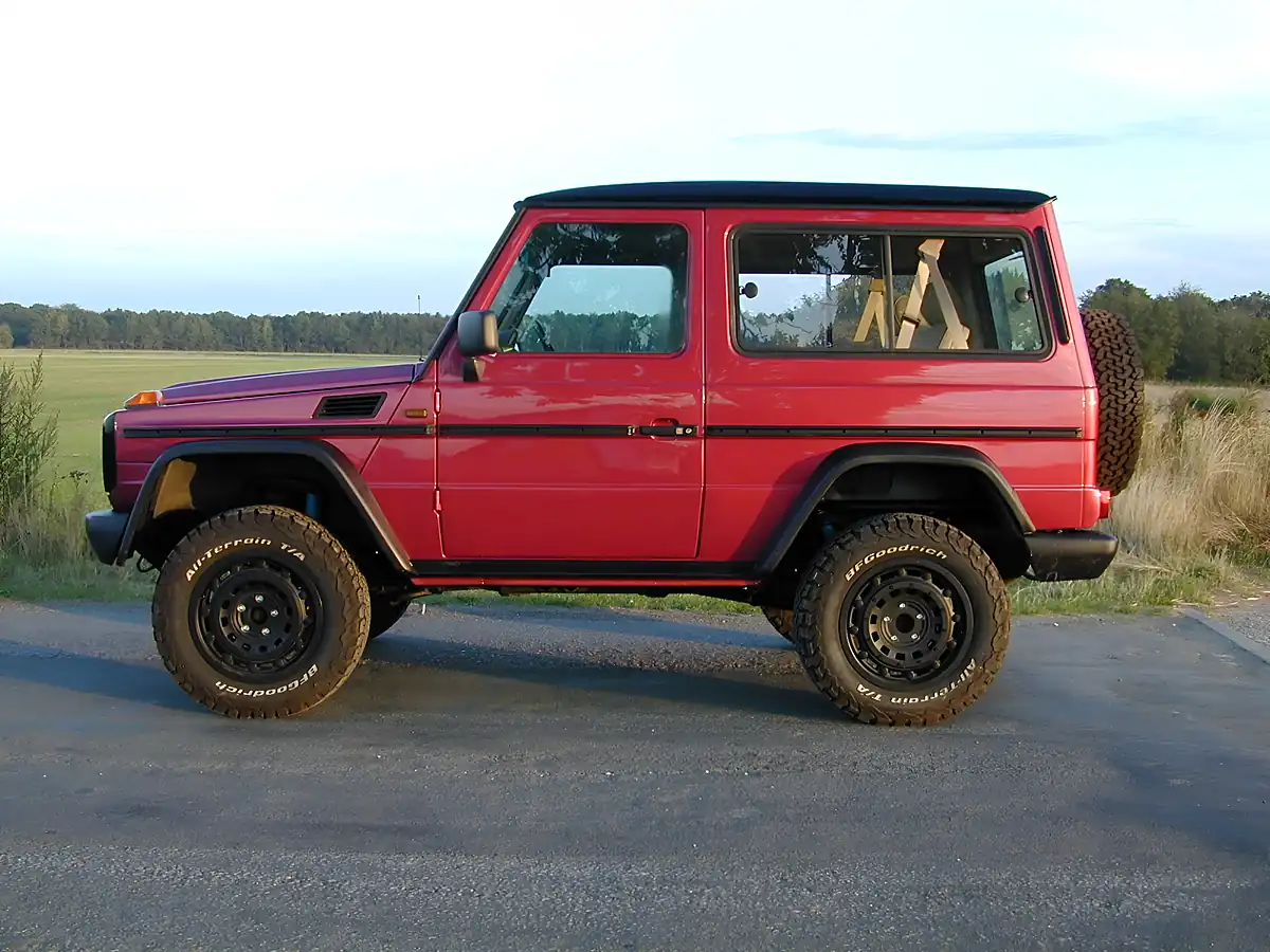 Used 1991 Mercedes-Benz G Class Swb Red - Interior and Exterior details 5
