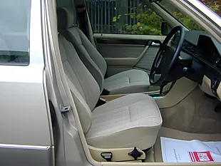 Used 1991 Mercedes-Benz W124 Estate Silver - Interior and Exterior details 16