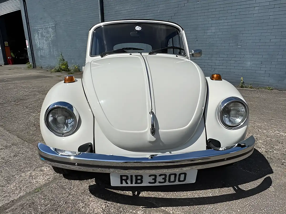 Used 1991 Volkswagen Beetle Karmann White - Interior and Exterior details 10
