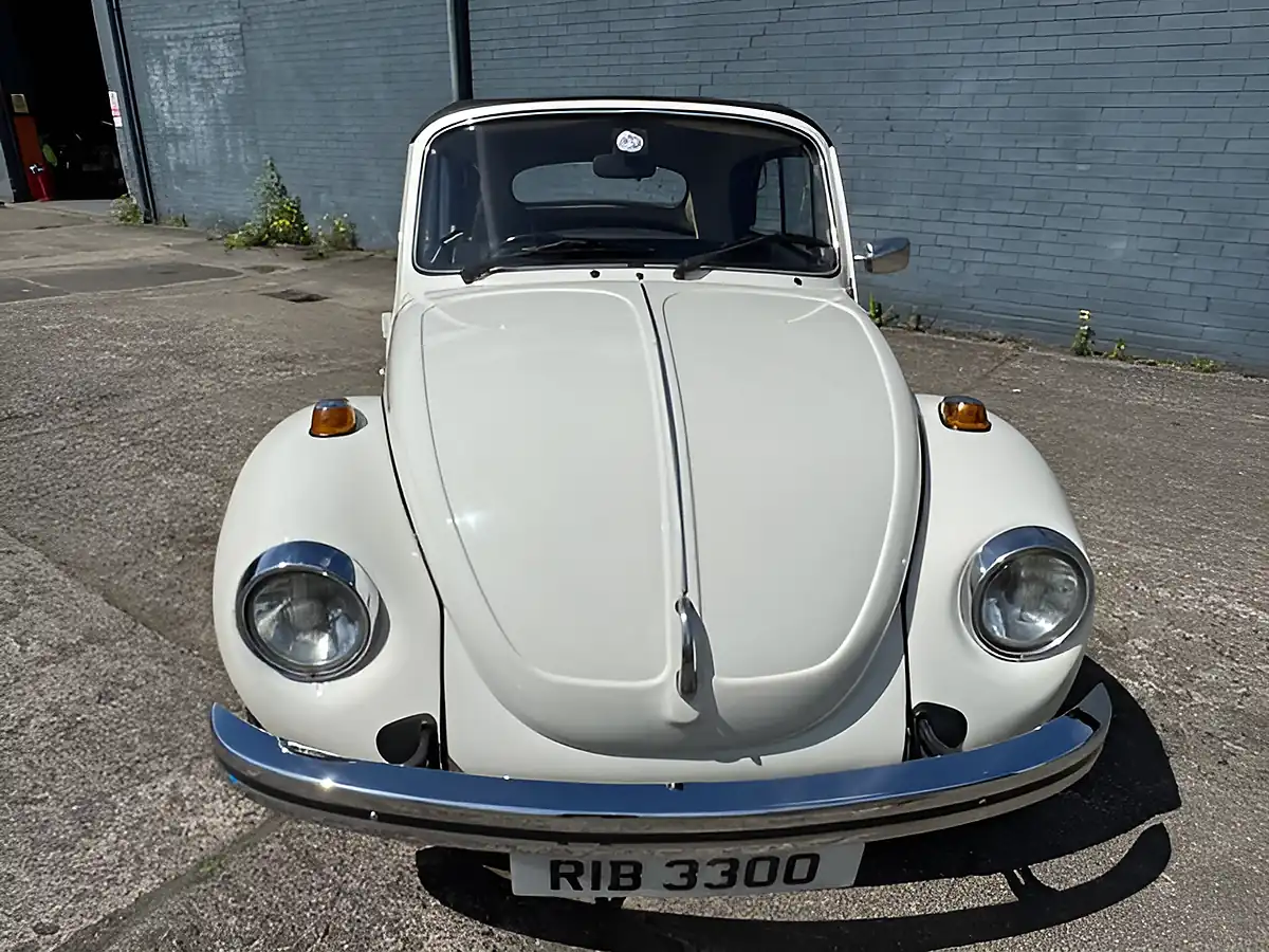 Used 1991 Volkswagen Beetle Karmann White - Interior and Exterior details 2