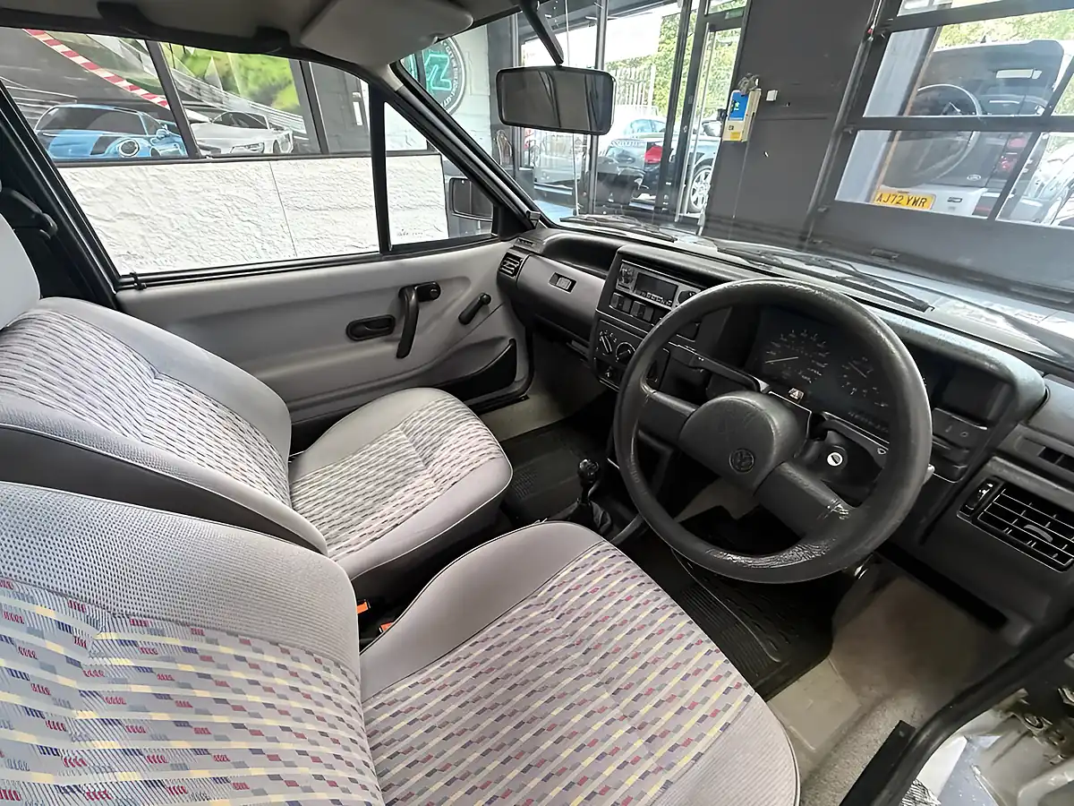Used 1991 Volkswagen Polo Cl Silver - Interior and Exterior details 3
