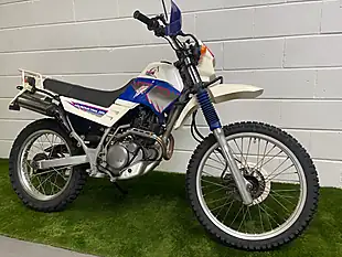 Used 1991 Yamaha Serow Mountain Trail Blue White - Interior and Exterior details 3