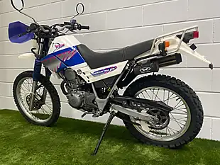 Used 1991 Yamaha Serow Mountain Trail Blue White - Interior and Exterior details 9