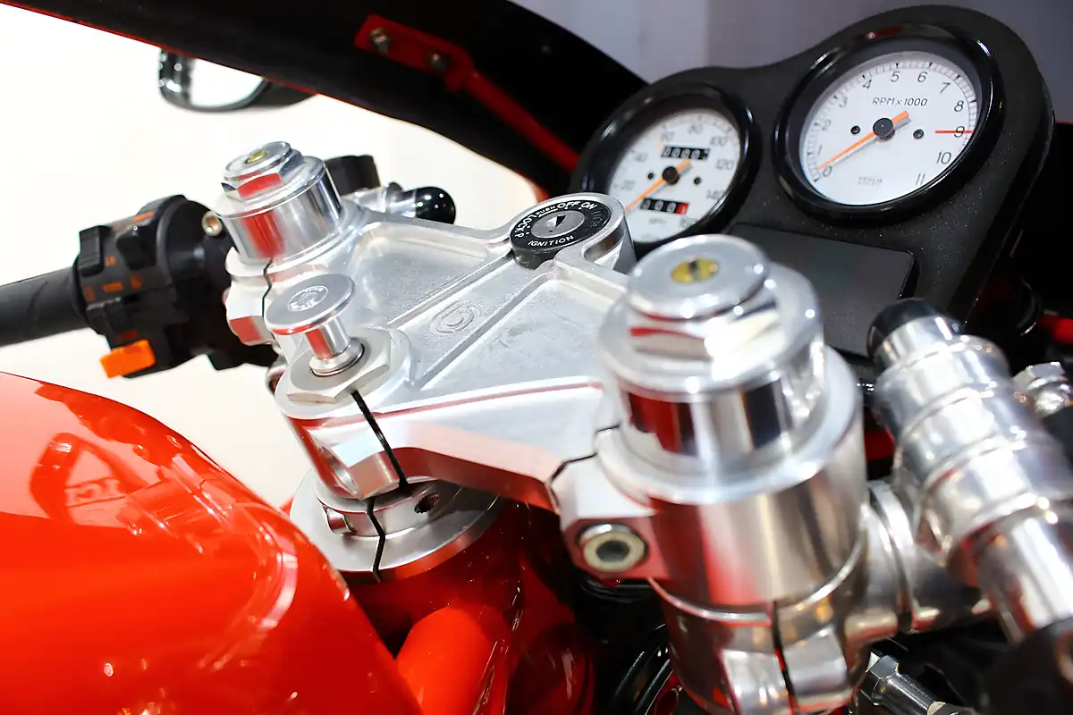 Used 1992 Bimota DB2 White - Interior and Exterior details 13