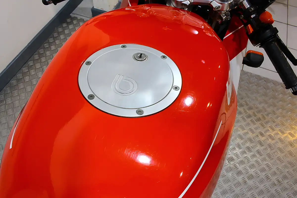 Used 1992 Bimota DB2 White - Interior and Exterior details 17