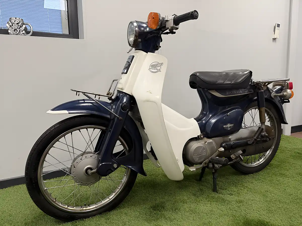Used 1992 Honda C90 Dx Blue - Interior and Exterior details 5