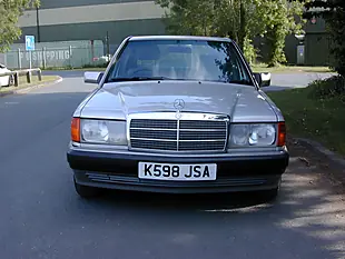 Used 1992 Mercedes-Benz 190 High Specification Silver - Interior and Exterior details 4