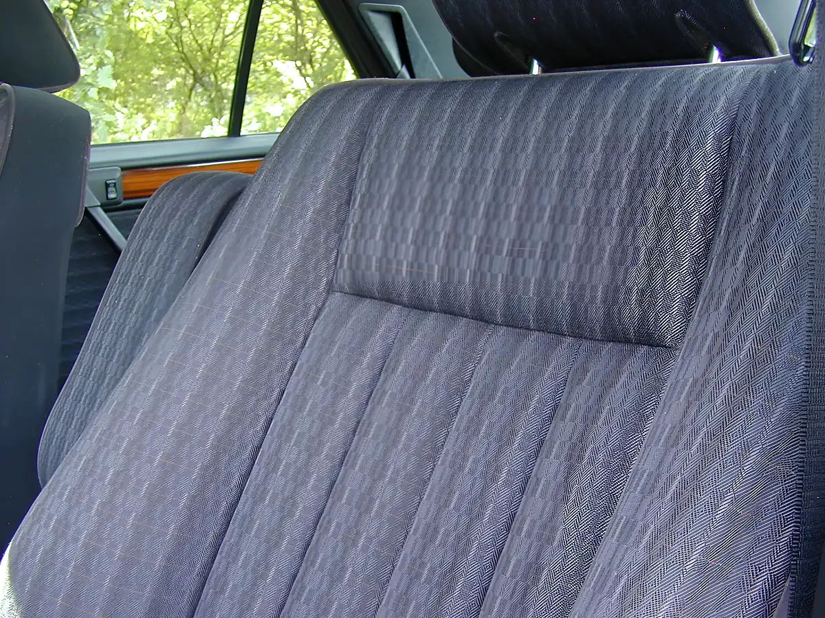 Used 1992 Mercedes-Benz 260 W124 Red - Interior and Exterior details 15