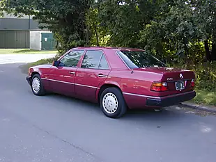 Used 1992 Mercedes-Benz 260 W124 Red - Interior and Exterior details 6
