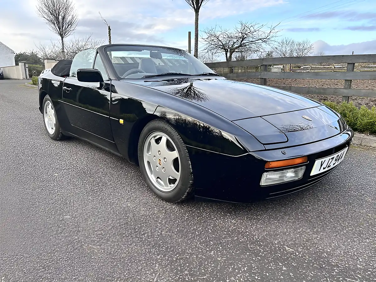 Used 1992 Porsche 944 S2 Black - Interior and Exterior details 7