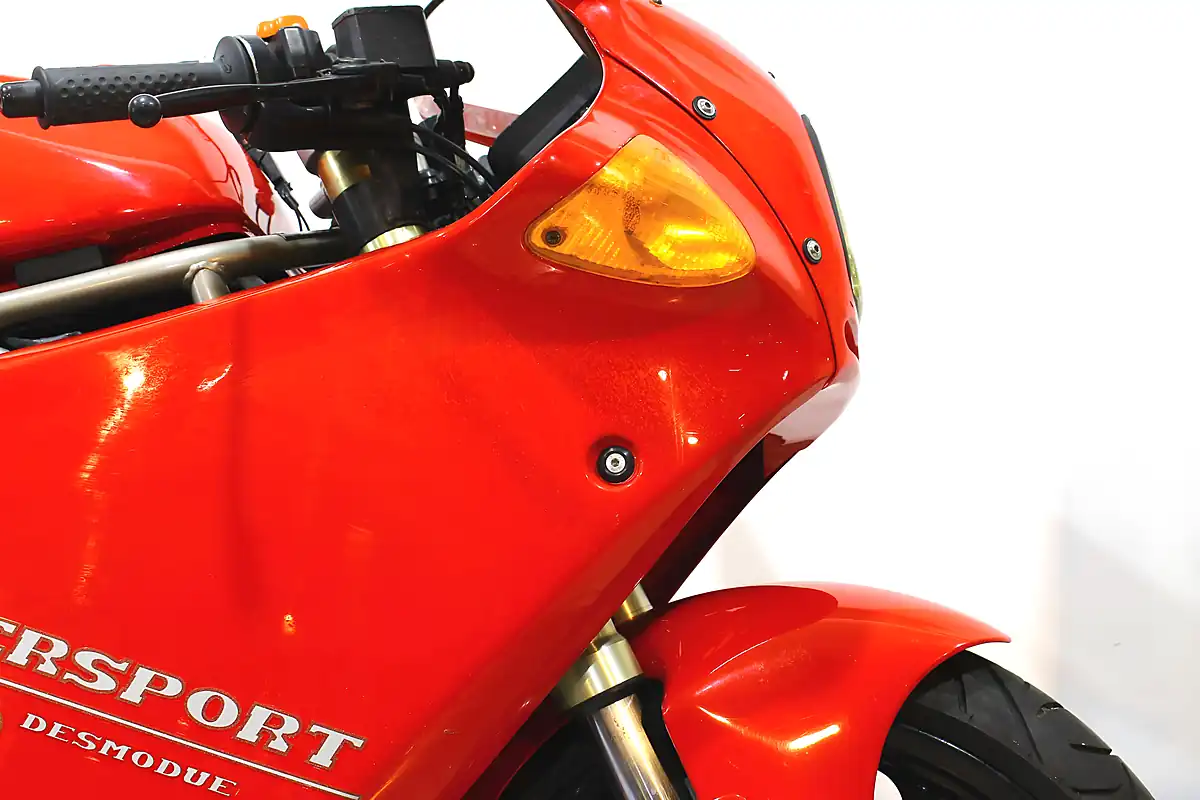 Used 1993 Ducati 750 Ss Red - Interior and Exterior details 4