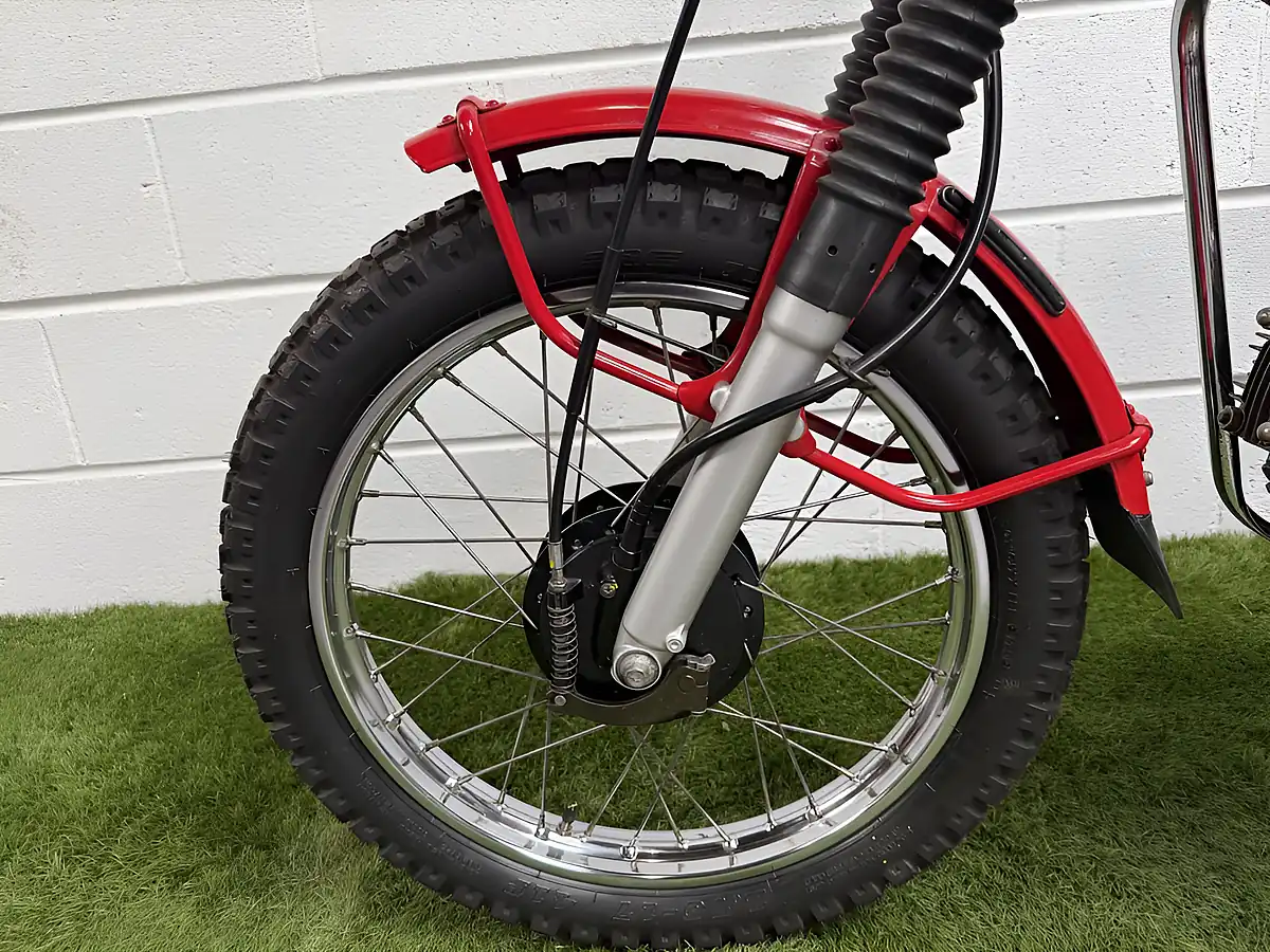 Used 1993 Honda ct110 Hunter Cub Red - Interior and Exterior details 15