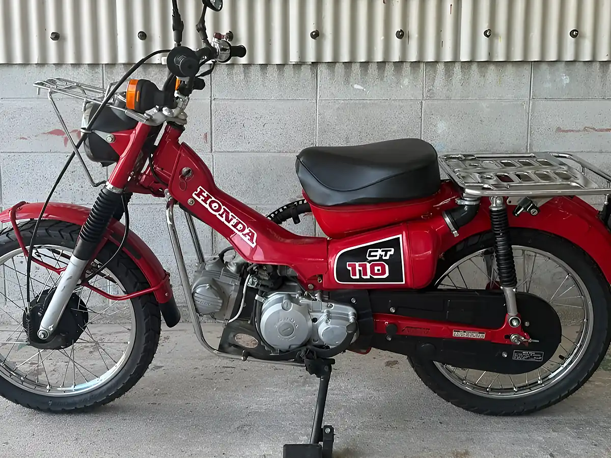 Used 1993 Honda CT110 Hunter Cub Red - Interior and Exterior details 9