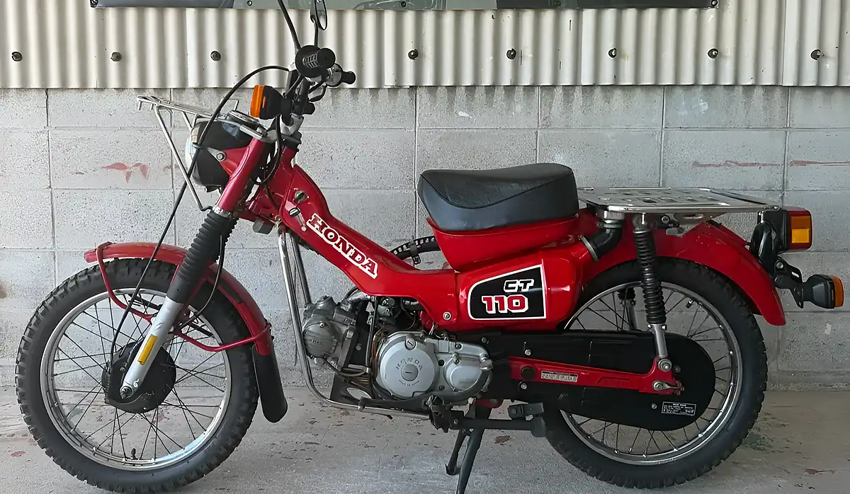 Used 1993 Honda CT110 Hunter Cub Red - Interior and Exterior details 9