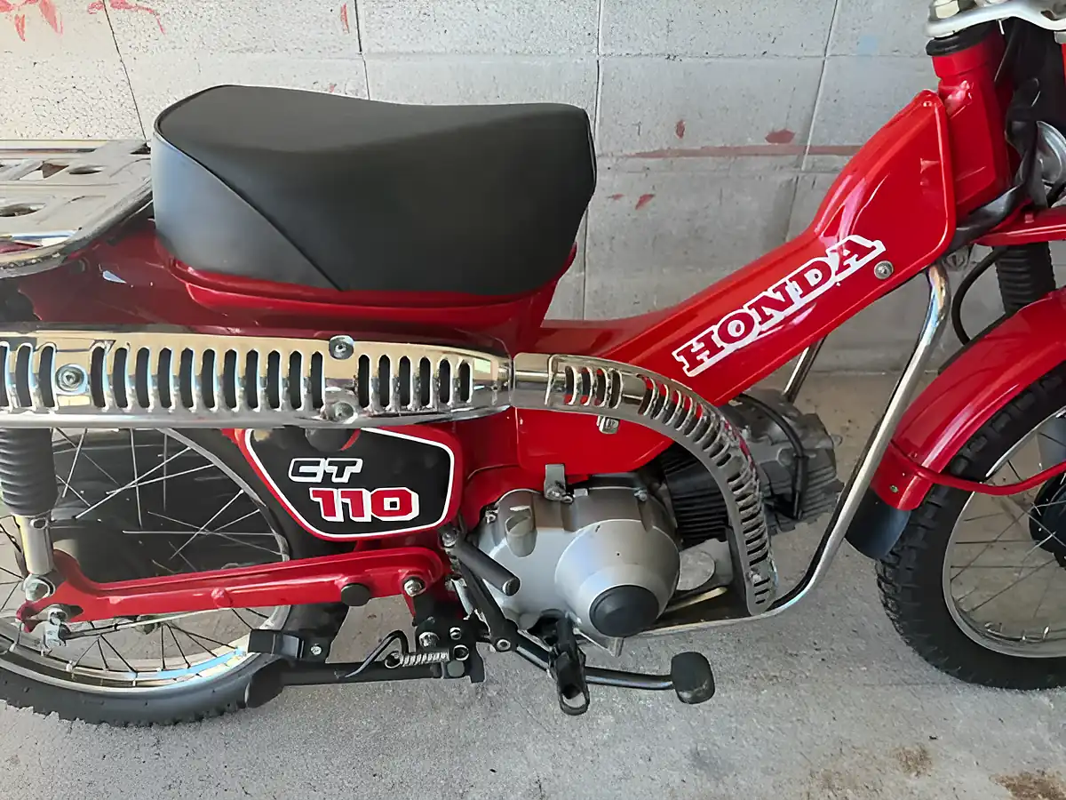 Used 1993 Honda ct110 Hunter Cub Red - Interior and Exterior details 11