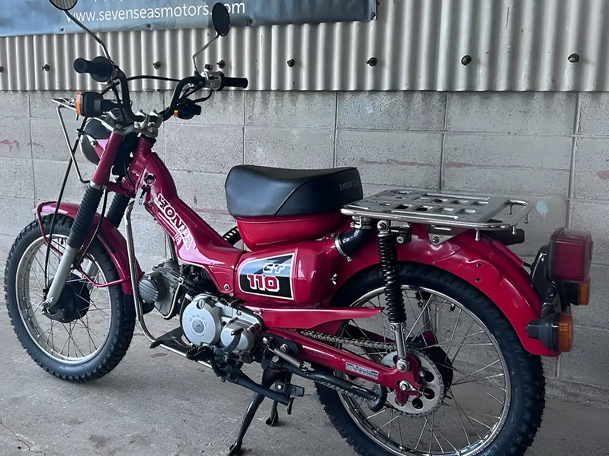 Used 1993 Honda CT110 Red - Interior and Exterior details 5
