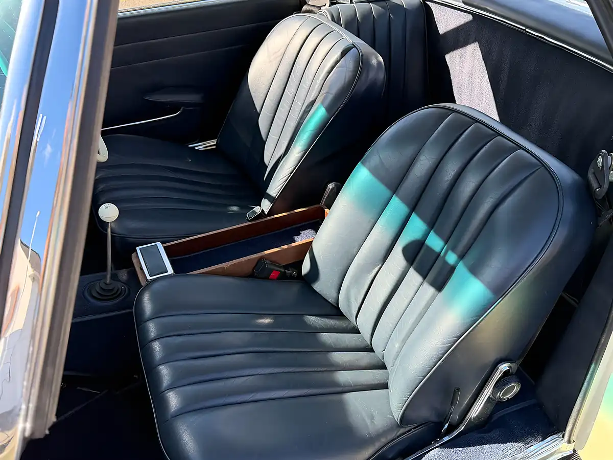 Used 1993 Mercedes 230 Sl - Interior and Exterior details 11