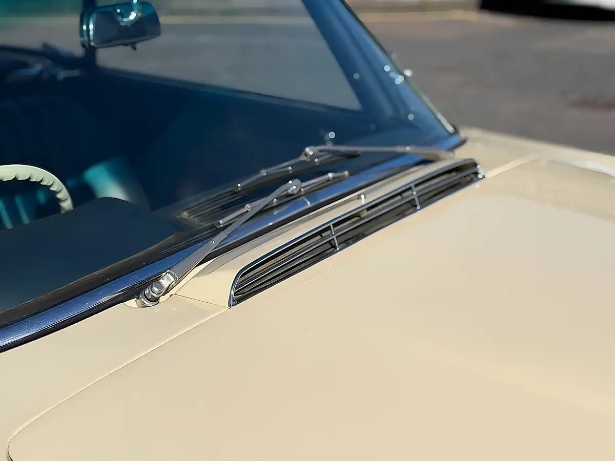 Used 1993 Mercedes 230 Sl - Interior and Exterior details 20
