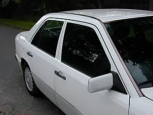 Used 1993 Mercedes-Benz 200 W124 White - Interior and Exterior details 10