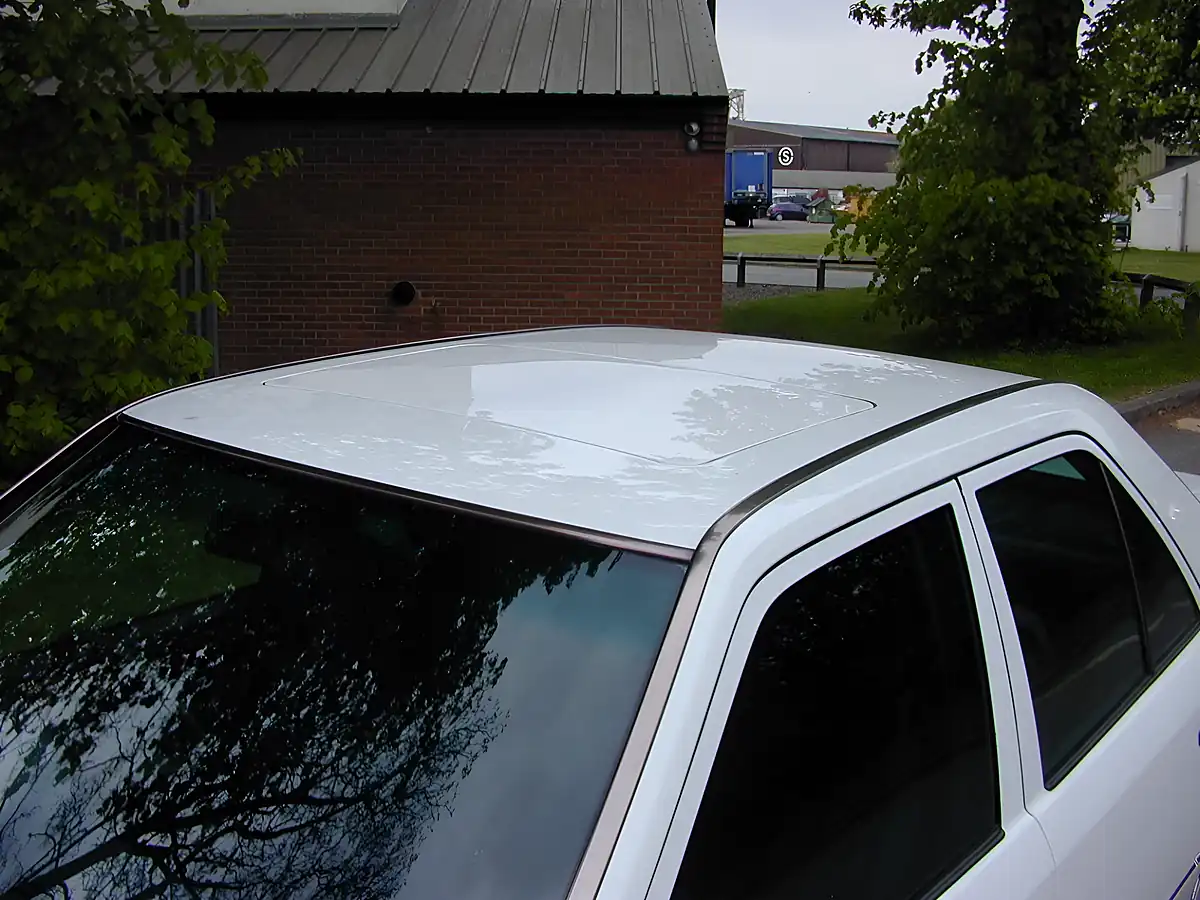Used 1993 Mercedes-Benz 200 W124 White - Interior and Exterior details 12