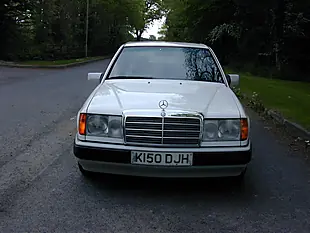 Used 1993 Mercedes-Benz 200 W124 White - Interior and Exterior details 4