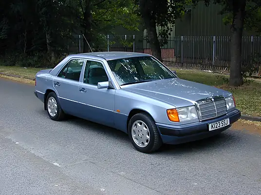 1993 Mercedes-Benz 220 W124 220e