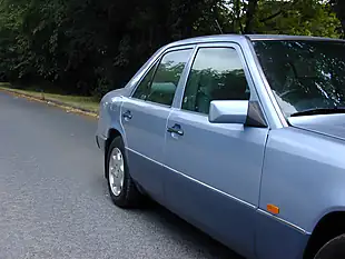 Used 1993 Mercedes-Benz 220 W124 Silver Blue Metallic - Interior and Exterior details 11