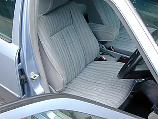 Used 1993 Mercedes-Benz 220 W124 Silver Blue Metallic - Interior and Exterior details 16