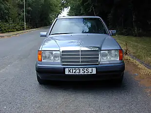 Used 1993 Mercedes-Benz 220 W124 Silver Blue Metallic - Interior and Exterior details 4