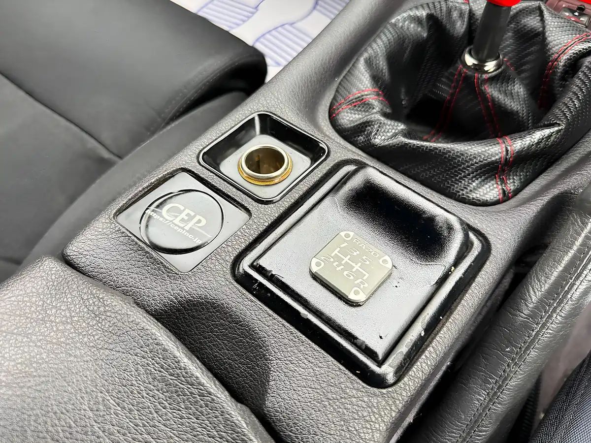 Used 1993 Mitsubishi Gto White - Interior and Exterior details 15