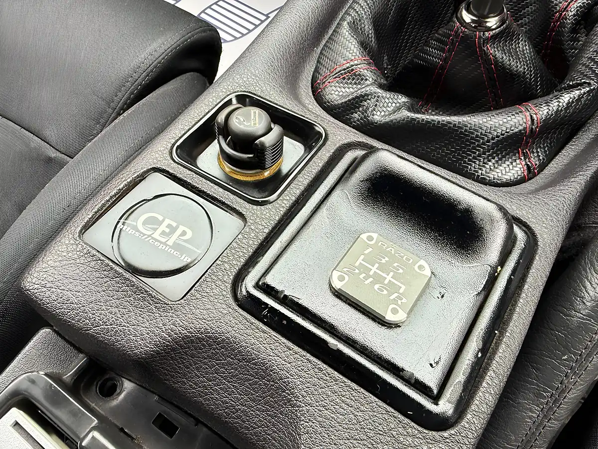 Used 1993 Mitsubishi Gto White - Interior and Exterior details 17